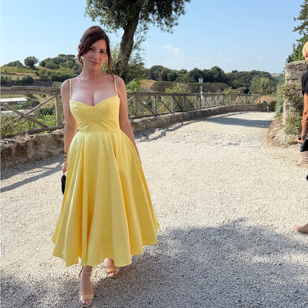 Meet your Posher, Cassandra